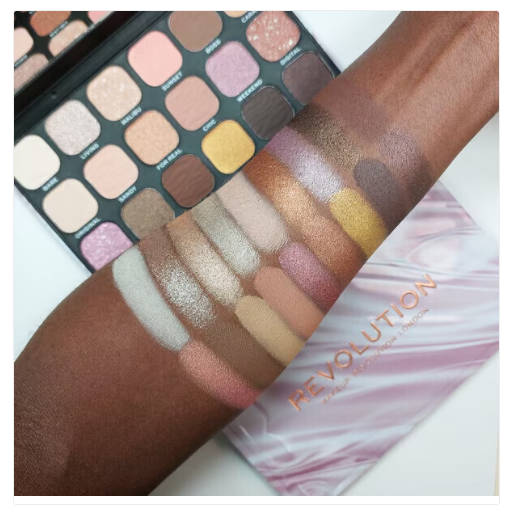 Makeup Revolution Forever Flawless Shadow Palette Nude Silk